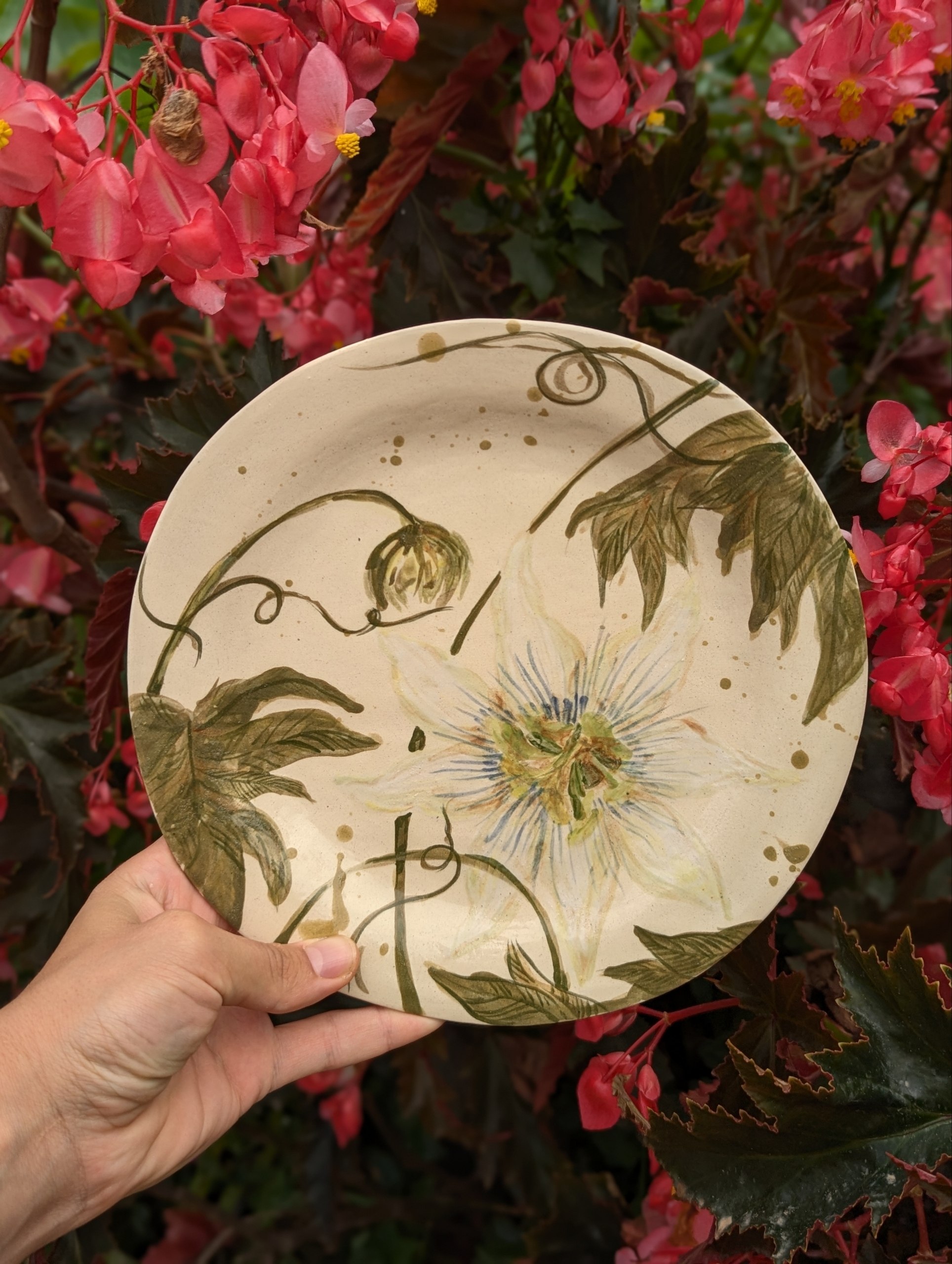 Passion Flower Botanical Plate — photo 1